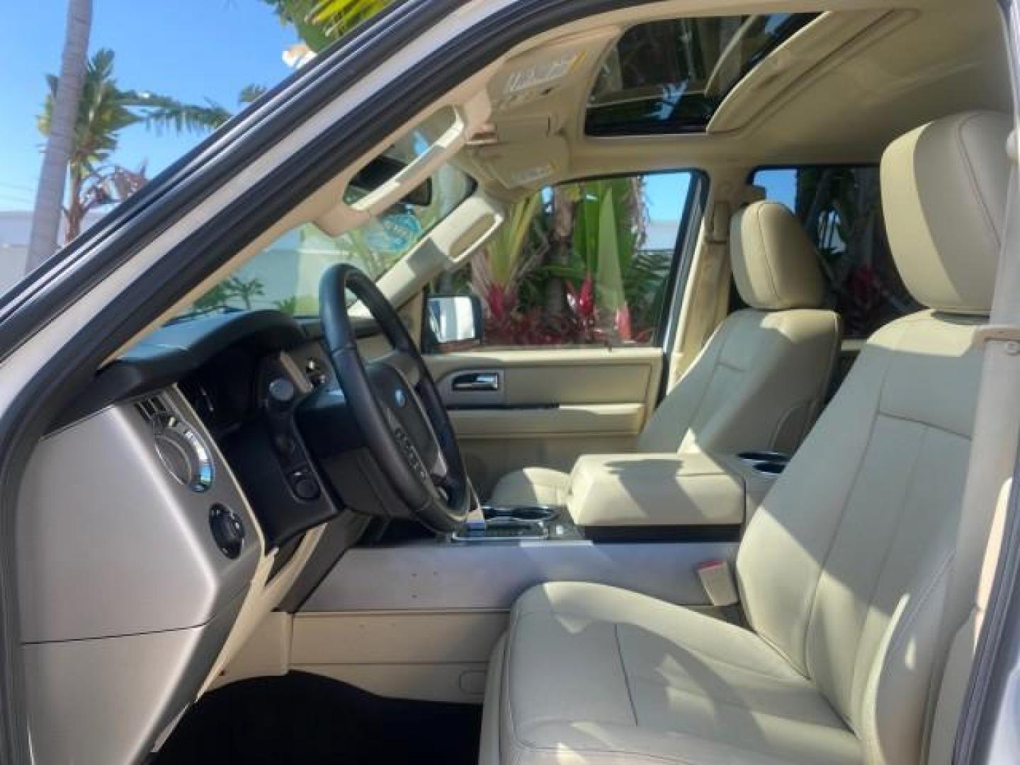 2017 Oxford White /Dune Ford Expedition EL Limited 4WD LOW MILES 75284 (1FMJK2AT3HE) with an 3.5L V6 Cylinder Engine engine, Automatic transmission, located at 4701 North Dixie Hwy, Pompano Beach, FL, 33064, (954) 422-2889, 26.240938, -80.123474 - OUR WEBPAGE FLORIDACARS1.COM HAS OVER 100 PHOTOS AND FREE CARFAX LINK 2017 Ford Expedition EL Limited 4WD 4 Door Wagon/Sport Utility 3.5L V6 F DOHC 24V Gasoline Rear Wheel Drive w/ 4X4 Features 20 Inch Plus Wheels 4WD/AWD A/C Seat(s) ABS Brakes Air Conditioning Alloy Wheels AM/FM Stereo Android Auto - Photo#45