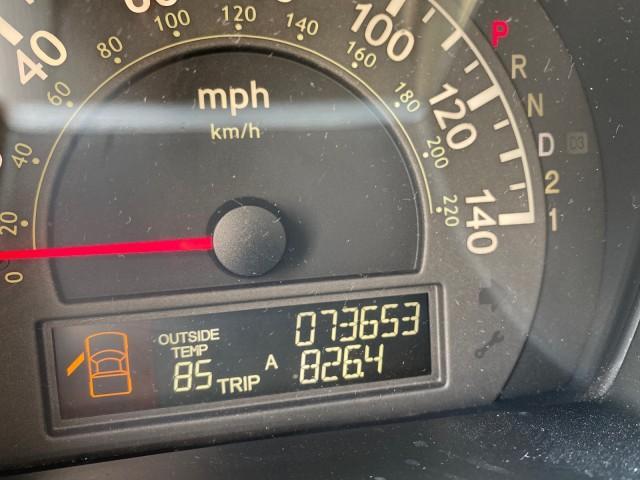 2008 Taffeta White /Beige Honda Ridgeline RTS 4WD LOW MILES 73,653 1 OWNER (2HJYK16428H) with an 3.5L SOHC MPFI 24-Valve VTEC V6 Engine engine, Automatic transmission, located at 4701 North Dixie Hwy, Pompano Beach, FL, 33064, (954) 422-2889, 26.240938, -80.123474 - OUR WEBPAGE FLORIDACARS1.COM HAS OVER 100 PHOTOS AND FREE CARFAX LINK 2008 Honda Ridgeline RTS 1 OWNER Crew Pickup 3.5L V6 F SOHC 24V Gasoline 21 MPG Front Wheel Drive w/ 4X4 Features 4WD/AWD ABS Brakes Air Conditioning Alloy Wheels AM/FM Stereo Automatic Transmission CD Audio Cloth Seats Cruise Con - Photo#18