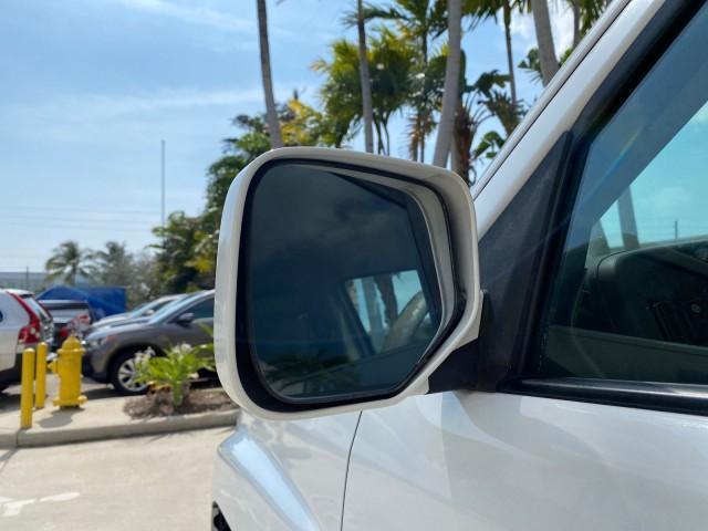 2008 Taffeta White /Beige Honda Ridgeline RTS 4WD LOW MILES 73,653 1 OWNER (2HJYK16428H) with an 3.5L SOHC MPFI 24-Valve VTEC V6 Engine engine, Automatic transmission, located at 4701 North Dixie Hwy, Pompano Beach, FL, 33064, (954) 422-2889, 26.240938, -80.123474 - OUR WEBPAGE FLORIDACARS1.COM HAS OVER 100 PHOTOS AND FREE CARFAX LINK 2008 Honda Ridgeline RTS 1 OWNER Crew Pickup 3.5L V6 F SOHC 24V Gasoline 21 MPG Front Wheel Drive w/ 4X4 Features 4WD/AWD ABS Brakes Air Conditioning Alloy Wheels AM/FM Stereo Automatic Transmission CD Audio Cloth Seats Cruise Con - Photo#39