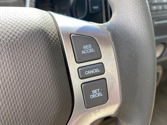 2008 Taffeta White /Beige Honda Ridgeline RTS 4WD LOW MILES 73,653 1 OWNER (2HJYK16428H) with an 3.5L SOHC MPFI 24-Valve VTEC V6 Engine engine, Automatic transmission, located at 4701 North Dixie Hwy, Pompano Beach, FL, 33064, (954) 422-2889, 26.240938, -80.123474 - OUR WEBPAGE FLORIDACARS1.COM HAS OVER 100 PHOTOS AND FREE CARFAX LINK 2008 Honda Ridgeline RTS 1 OWNER Crew Pickup 3.5L V6 F SOHC 24V Gasoline 21 MPG Front Wheel Drive w/ 4X4 Features 4WD/AWD ABS Brakes Air Conditioning Alloy Wheels AM/FM Stereo Automatic Transmission CD Audio Cloth Seats Cruise Con - Photo#50