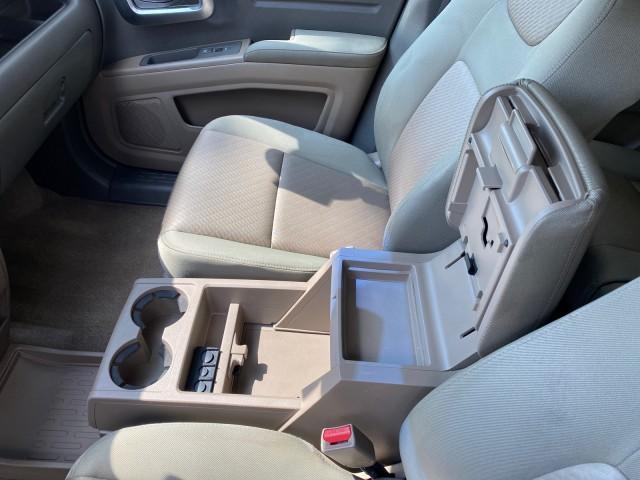 2008 Taffeta White /Beige Honda Ridgeline RTS 4WD LOW MILES 73,653 1 OWNER (2HJYK16428H) with an 3.5L SOHC MPFI 24-Valve VTEC V6 Engine engine, Automatic transmission, located at 4701 North Dixie Hwy, Pompano Beach, FL, 33064, (954) 422-2889, 26.240938, -80.123474 - OUR WEBPAGE FLORIDACARS1.COM HAS OVER 100 PHOTOS AND FREE CARFAX LINK 2008 Honda Ridgeline RTS 1 OWNER Crew Pickup 3.5L V6 F SOHC 24V Gasoline 21 MPG Front Wheel Drive w/ 4X4 Features 4WD/AWD ABS Brakes Air Conditioning Alloy Wheels AM/FM Stereo Automatic Transmission CD Audio Cloth Seats Cruise Con - Photo#64