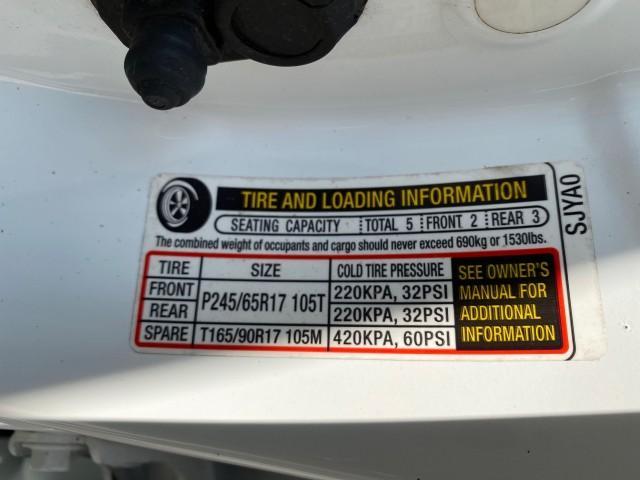 2008 Taffeta White /Beige Honda Ridgeline RTS 4WD LOW MILES 73,653 1 OWNER (2HJYK16428H) with an 3.5L SOHC MPFI 24-Valve VTEC V6 Engine engine, Automatic transmission, located at 4701 North Dixie Hwy, Pompano Beach, FL, 33064, (954) 422-2889, 26.240938, -80.123474 - OUR WEBPAGE FLORIDACARS1.COM HAS OVER 100 PHOTOS AND FREE CARFAX LINK 2008 Honda Ridgeline RTS 1 OWNER Crew Pickup 3.5L V6 F SOHC 24V Gasoline 21 MPG Front Wheel Drive w/ 4X4 Features 4WD/AWD ABS Brakes Air Conditioning Alloy Wheels AM/FM Stereo Automatic Transmission CD Audio Cloth Seats Cruise Con - Photo#70