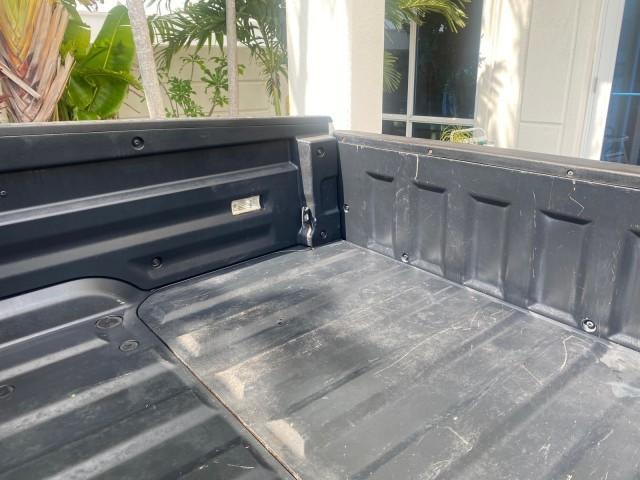 2008 Taffeta White /Beige Honda Ridgeline RTS 4WD LOW MILES 73,653 1 OWNER (2HJYK16428H) with an 3.5L SOHC MPFI 24-Valve VTEC V6 Engine engine, Automatic transmission, located at 4701 North Dixie Hwy, Pompano Beach, FL, 33064, (954) 422-2889, 26.240938, -80.123474 - OUR WEBPAGE FLORIDACARS1.COM HAS OVER 100 PHOTOS AND FREE CARFAX LINK 2008 Honda Ridgeline RTS 1 OWNER Crew Pickup 3.5L V6 F SOHC 24V Gasoline 21 MPG Front Wheel Drive w/ 4X4 Features 4WD/AWD ABS Brakes Air Conditioning Alloy Wheels AM/FM Stereo Automatic Transmission CD Audio Cloth Seats Cruise Con - Photo#92