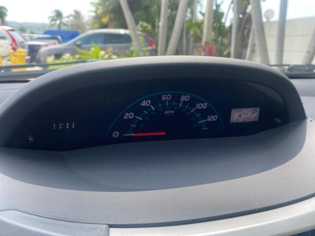 2008 Silver Streak Mica /Dark Charcoal Toyota Yaris AUTO AC LOW MILES 32,410 1 OWNER FL (JTDJT903X85) with an 1.5L DOHC SFI 16-Valve VVT-i 4-Cyl Engine engine, Automatic transmission, located at 4701 North Dixie Hwy, Pompano Beach, FL, 33064, (954) 422-2889, 26.240938, -80.123474 - OUR WEBPAGE FLORIDACARS1.COM HAS OVER 100 PHOTOS AND FREE CARFAX LINK 2008 Toyota Yaris S 1 OWNER Hatchback 2 DR 1.5L I4 F DOHC 16V Gasoline 40 MPG Front Wheel Drive Features ABS Brakes Air Conditioning AM/FM Stereo Automatic Transmission Auxiliary Audio Input CD Audio Cloth Seats Overhead Airbags P - Photo#57