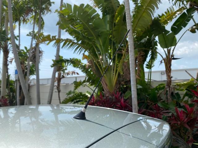 2008 Silver Streak Mica /Dark Charcoal Toyota Yaris AUTO AC LOW MILES 32,410 1 OWNER FL (JTDJT903X85) with an 1.5L DOHC SFI 16-Valve VVT-i 4-Cyl Engine engine, Automatic transmission, located at 4701 North Dixie Hwy, Pompano Beach, FL, 33064, (954) 422-2889, 26.240938, -80.123474 - OUR WEBPAGE FLORIDACARS1.COM HAS OVER 100 PHOTOS AND FREE CARFAX LINK 2008 Toyota Yaris S 1 OWNER Hatchback 2 DR 1.5L I4 F DOHC 16V Gasoline 40 MPG Front Wheel Drive Features ABS Brakes Air Conditioning AM/FM Stereo Automatic Transmission Auxiliary Audio Input CD Audio Cloth Seats Overhead Airbags P - Photo#87