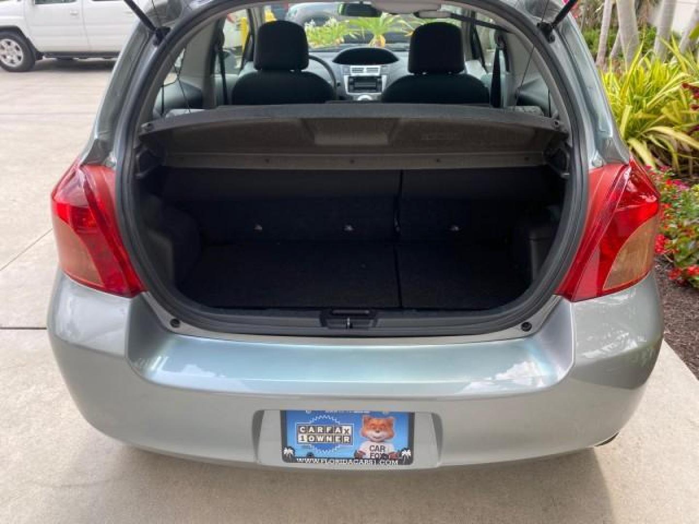 2008 Silver Streak Mica /Dark Charcoal Toyota Yaris AUTO AC LOW MILES 32,410 1 OWNER FL (JTDJT903X85) with an 1.5L DOHC SFI 16-Valve VVT-i 4-Cyl Engine engine, Automatic transmission, located at 4701 North Dixie Hwy, Pompano Beach, FL, 33064, (954) 422-2889, 26.240938, -80.123474 - OUR WEBPAGE FLORIDACARS1.COM HAS OVER 100 PHOTOS AND FREE CARFAX LINK 2008 Toyota Yaris S 1 OWNER Hatchback 2 DR 1.5L I4 F DOHC 16V Gasoline 40 MPG Front Wheel Drive Features ABS Brakes Air Conditioning AM/FM Stereo Automatic Transmission Auxiliary Audio Input CD Audio Cloth Seats Overhead Airbags P - Photo#95
