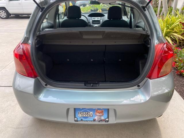 2008 Silver Streak Mica /Dark Charcoal Toyota Yaris AUTO AC LOW MILES 32,410 1 OWNER FL (JTDJT903X85) with an 1.5L DOHC SFI 16-Valve VVT-i 4-Cyl Engine engine, Automatic transmission, located at 4701 North Dixie Hwy, Pompano Beach, FL, 33064, (954) 422-2889, 26.240938, -80.123474 - OUR WEBPAGE FLORIDACARS1.COM HAS OVER 100 PHOTOS AND FREE CARFAX LINK 2008 Toyota Yaris S 1 OWNER Hatchback 2 DR 1.5L I4 F DOHC 16V Gasoline 40 MPG Front Wheel Drive Features ABS Brakes Air Conditioning AM/FM Stereo Automatic Transmission Auxiliary Audio Input CD Audio Cloth Seats Overhead Airbags P - Photo#95