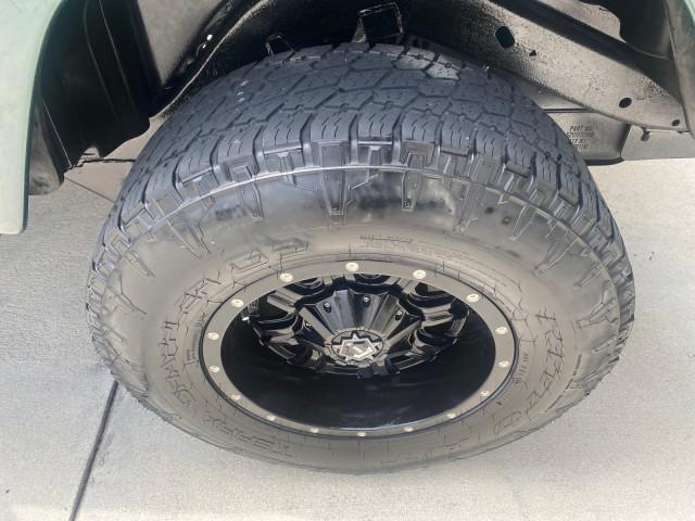 1999 Forest Green Pearl /Camel/Dark Green Jeep Wrangler Sahara AUYO AC 6 CYL LOW MILES 47,009 (1J4FY49S0XP) with an 4.0L SMPI I6 Power Tech Engine engine, Automatic transmission, located at 4701 North Dixie Hwy, Pompano Beach, FL, 33064, (954) 422-2889, 26.240938, -80.123474 - OUR WEBPAGE FLORIDACARS1.COM HAS OVER 100 PHOTOS AND FREE CARFAX LINK 1999 Jeep Wrangler Sahara Utility (Blazer, Jimmy, Scout, etc.) 4.0L I6 F Gasoline 20 MPG Rear Wheel Drive w/ 4X4 Features 4WD/AWD ABS Brakes Air Conditioning Alloy Wheels AM/FM Stereo Automatic Transmission Cassette Player CD Audi - Photo#79