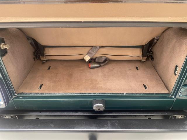 1999 Forest Green Pearl /Camel/Dark Green Jeep Wrangler Sahara AUYO AC 6 CYL LOW MILES 47,009 (1J4FY49S0XP) with an 4.0L SMPI I6 Power Tech Engine engine, Automatic transmission, located at 4701 North Dixie Hwy, Pompano Beach, FL, 33064, (954) 422-2889, 26.240938, -80.123474 - OUR WEBPAGE FLORIDACARS1.COM HAS OVER 100 PHOTOS AND FREE CARFAX LINK 1999 Jeep Wrangler Sahara Utility (Blazer, Jimmy, Scout, etc.) 4.0L I6 F Gasoline 20 MPG Rear Wheel Drive w/ 4X4 Features 4WD/AWD ABS Brakes Air Conditioning Alloy Wheels AM/FM Stereo Automatic Transmission Cassette Player CD Audi - Photo#86