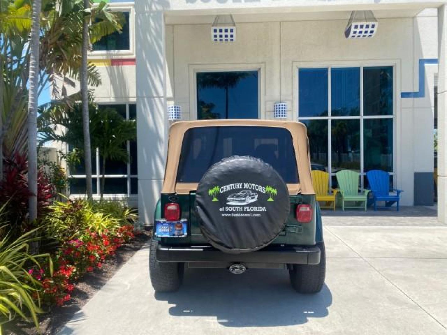 1999 Forest Green Pearl /Camel/Dark Green Jeep Wrangler Sahara AUYO AC 6 CYL LOW MILES 47,009 (1J4FY49S0XP) with an 4.0L SMPI I6 Power Tech Engine engine, Automatic transmission, located at 4701 North Dixie Hwy, Pompano Beach, FL, 33064, (954) 422-2889, 26.240938, -80.123474 - OUR WEBPAGE FLORIDACARS1.COM HAS OVER 100 PHOTOS AND FREE CARFAX LINK 1999 Jeep Wrangler Sahara Utility (Blazer, Jimmy, Scout, etc.) 4.0L I6 F Gasoline 20 MPG Rear Wheel Drive w/ 4X4 Features 4WD/AWD ABS Brakes Air Conditioning Alloy Wheels AM/FM Stereo Automatic Transmission Cassette Player CD Audi - Photo#88