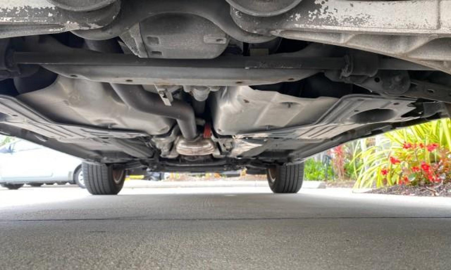 2010 Black Stone /Anthracite Black Volvo XC60 3.0T AWD SUV SUNROOF (YV4992DZXA2) with an 3.0L DOHC 24-Valve Turbocharged I6 Engine engine, Automatic transmission, located at 4701 North Dixie Hwy, Pompano Beach, FL, 33064, (954) 422-2889, 26.240938, -80.123474 - OUR WEBPAGE FLORIDACARS1.COM HAS OVER 100 PHOTOS AND FREE CARFAX LINK 2010 Volvo XC60 T6 4WD 4 Door Wagon/Sport Utility 3.0L I6 F DOHC 24V Gasoline 25 MPG All Wheel Drive Features 4WD/AWD ABS Brakes Air Conditioning Alloy Wheels AM/FM Stereo Automatic Transmission Auxiliary Audio Input Bluetooth Tec- Photo#22