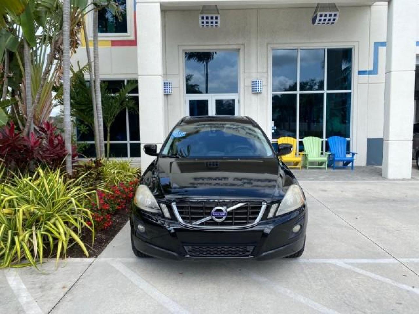 2010 Black Stone /Anthracite Black Volvo XC60 3.0T AWD SUV SUNROOF (YV4992DZXA2) with an 3.0L DOHC 24-Valve Turbocharged I6 Engine engine, Automatic transmission, located at 4701 North Dixie Hwy, Pompano Beach, FL, 33064, (954) 422-2889, 26.240938, -80.123474 - OUR WEBPAGE FLORIDACARS1.COM HAS OVER 100 PHOTOS AND FREE CARFAX LINK 2010 Volvo XC60 T6 4WD 4 Door Wagon/Sport Utility 3.0L I6 F DOHC 24V Gasoline 25 MPG All Wheel Drive Features 4WD/AWD ABS Brakes Air Conditioning Alloy Wheels AM/FM Stereo Automatic Transmission Auxiliary Audio Input Bluetooth Tec- Photo#26