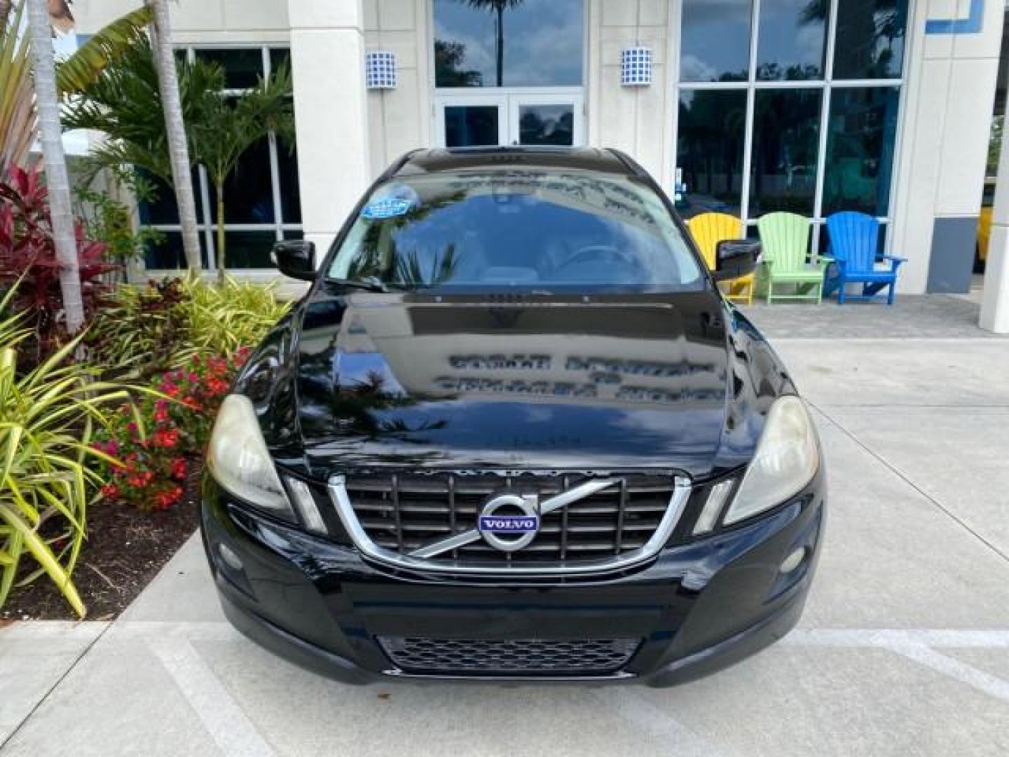 2010 Black Stone /Anthracite Black Volvo XC60 3.0T AWD SUV SUNROOF (YV4992DZXA2) with an 3.0L DOHC 24-Valve Turbocharged I6 Engine engine, Automatic transmission, located at 4701 North Dixie Hwy, Pompano Beach, FL, 33064, (954) 422-2889, 26.240938, -80.123474 - OUR WEBPAGE FLORIDACARS1.COM HAS OVER 100 PHOTOS AND FREE CARFAX LINK 2010 Volvo XC60 T6 4WD 4 Door Wagon/Sport Utility 3.0L I6 F DOHC 24V Gasoline 25 MPG All Wheel Drive Features 4WD/AWD ABS Brakes Air Conditioning Alloy Wheels AM/FM Stereo Automatic Transmission Auxiliary Audio Input Bluetooth Tec- Photo#27