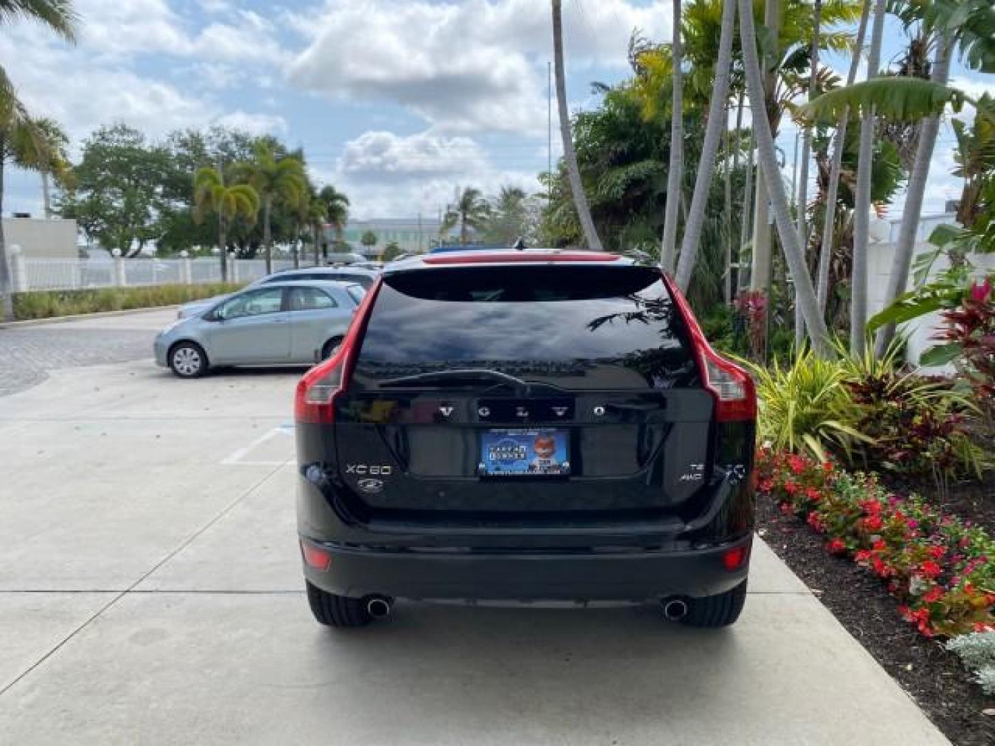 2010 Black Stone /Anthracite Black Volvo XC60 3.0T AWD SUV SUNROOF (YV4992DZXA2) with an 3.0L DOHC 24-Valve Turbocharged I6 Engine engine, Automatic transmission, located at 4701 North Dixie Hwy, Pompano Beach, FL, 33064, (954) 422-2889, 26.240938, -80.123474 - OUR WEBPAGE FLORIDACARS1.COM HAS OVER 100 PHOTOS AND FREE CARFAX LINK 2010 Volvo XC60 T6 4WD 4 Door Wagon/Sport Utility 3.0L I6 F DOHC 24V Gasoline 25 MPG All Wheel Drive Features 4WD/AWD ABS Brakes Air Conditioning Alloy Wheels AM/FM Stereo Automatic Transmission Auxiliary Audio Input Bluetooth Tec- Photo#34