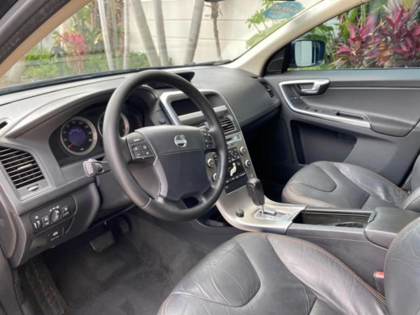 2010 Black Stone /Anthracite Black Volvo XC60 3.0T AWD SUV SUNROOF (YV4992DZXA2) with an 3.0L DOHC 24-Valve Turbocharged I6 Engine engine, Automatic transmission, located at 4701 North Dixie Hwy, Pompano Beach, FL, 33064, (954) 422-2889, 26.240938, -80.123474 - OUR WEBPAGE FLORIDACARS1.COM HAS OVER 100 PHOTOS AND FREE CARFAX LINK 2010 Volvo XC60 T6 4WD 4 Door Wagon/Sport Utility 3.0L I6 F DOHC 24V Gasoline 25 MPG All Wheel Drive Features 4WD/AWD ABS Brakes Air Conditioning Alloy Wheels AM/FM Stereo Automatic Transmission Auxiliary Audio Input Bluetooth Tec- Photo#46