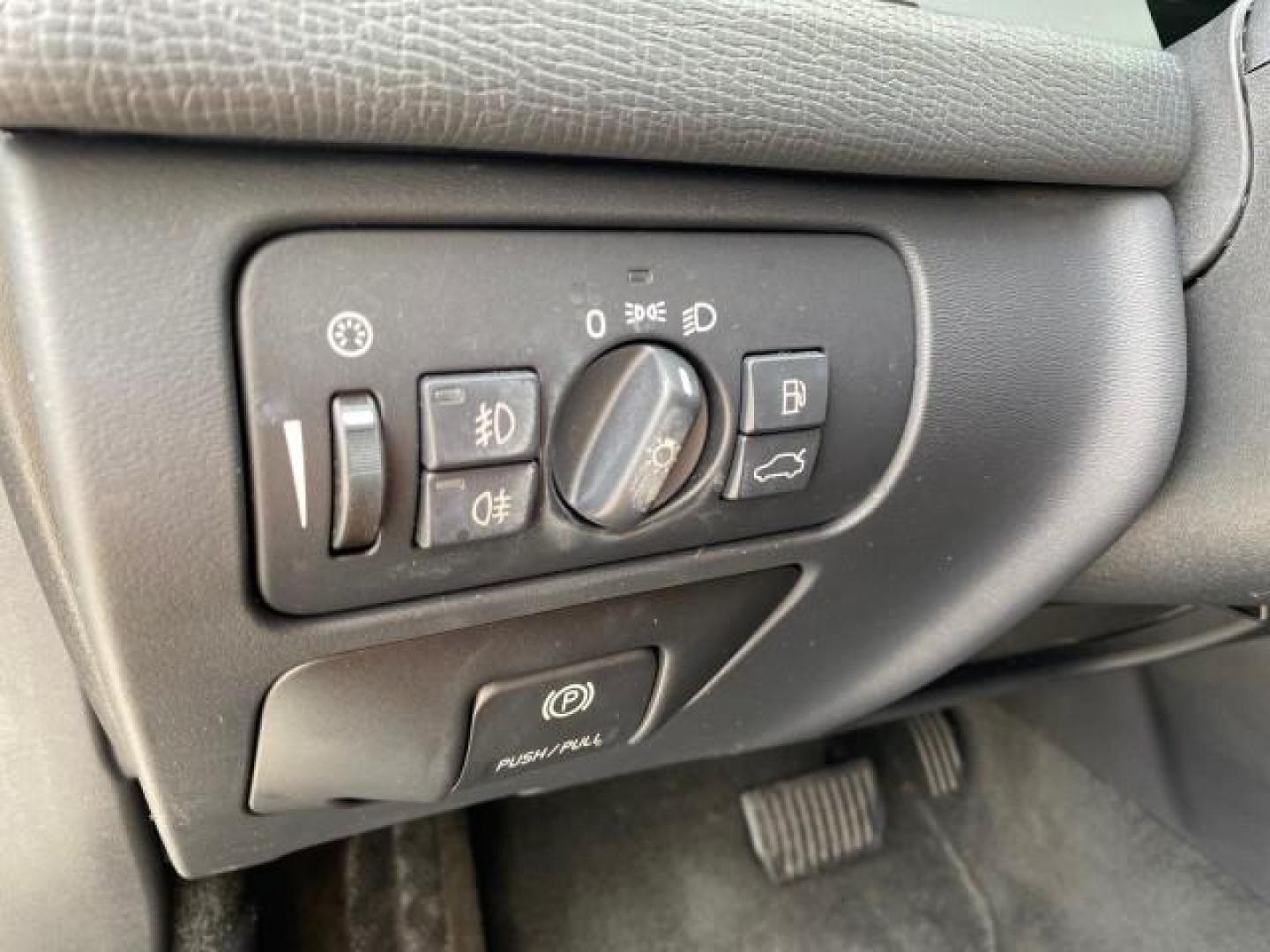 2010 Black Stone /Anthracite Black Volvo XC60 3.0T AWD SUV SUNROOF (YV4992DZXA2) with an 3.0L DOHC 24-Valve Turbocharged I6 Engine engine, Automatic transmission, located at 4701 North Dixie Hwy, Pompano Beach, FL, 33064, (954) 422-2889, 26.240938, -80.123474 - OUR WEBPAGE FLORIDACARS1.COM HAS OVER 100 PHOTOS AND FREE CARFAX LINK 2010 Volvo XC60 T6 4WD 4 Door Wagon/Sport Utility 3.0L I6 F DOHC 24V Gasoline 25 MPG All Wheel Drive Features 4WD/AWD ABS Brakes Air Conditioning Alloy Wheels AM/FM Stereo Automatic Transmission Auxiliary Audio Input Bluetooth Tec- Photo#53