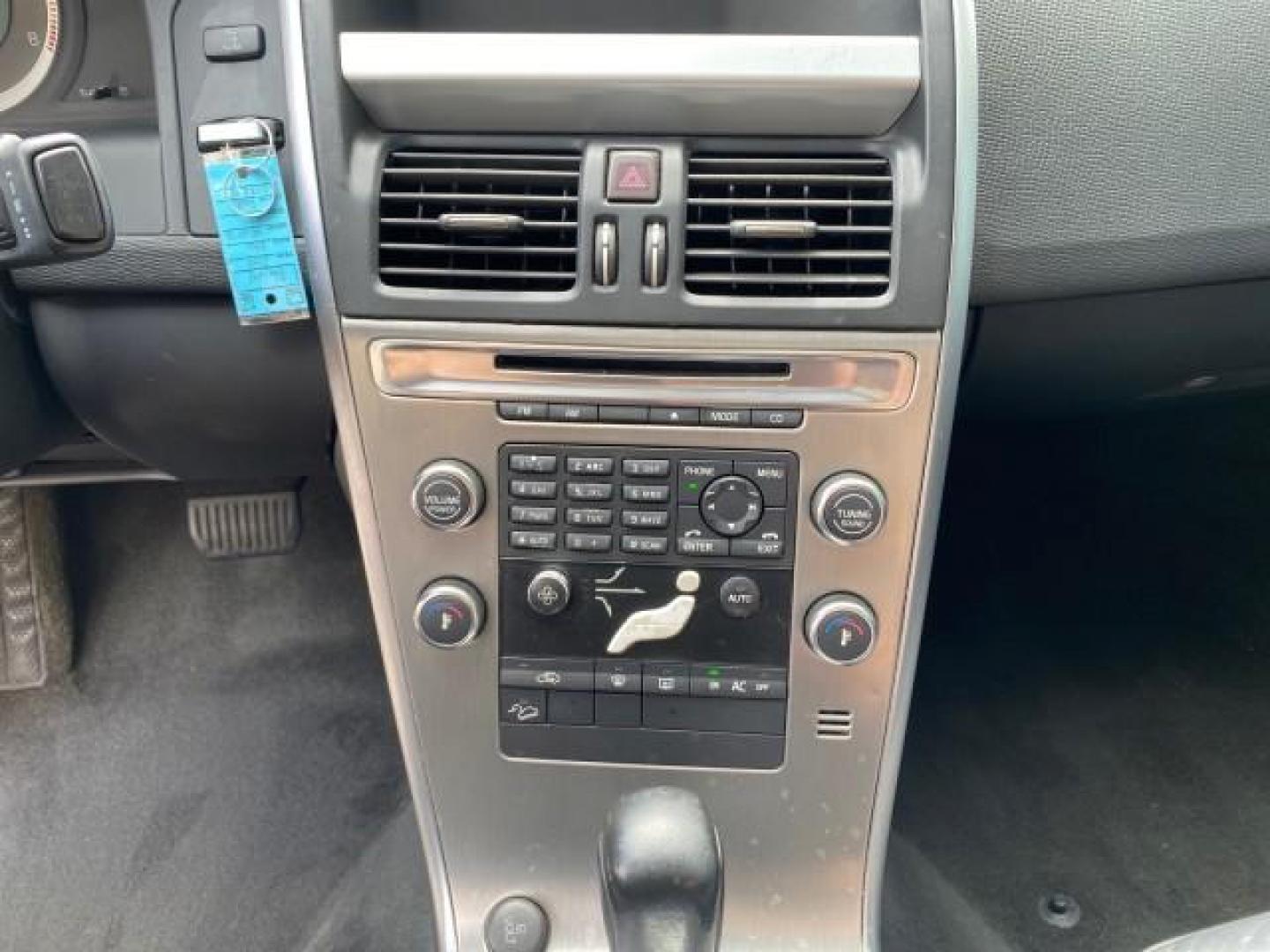 2010 Black Stone /Anthracite Black Volvo XC60 3.0T AWD SUV SUNROOF (YV4992DZXA2) with an 3.0L DOHC 24-Valve Turbocharged I6 Engine engine, Automatic transmission, located at 4701 North Dixie Hwy, Pompano Beach, FL, 33064, (954) 422-2889, 26.240938, -80.123474 - OUR WEBPAGE FLORIDACARS1.COM HAS OVER 100 PHOTOS AND FREE CARFAX LINK 2010 Volvo XC60 T6 4WD 4 Door Wagon/Sport Utility 3.0L I6 F DOHC 24V Gasoline 25 MPG All Wheel Drive Features 4WD/AWD ABS Brakes Air Conditioning Alloy Wheels AM/FM Stereo Automatic Transmission Auxiliary Audio Input Bluetooth Tec- Photo#57