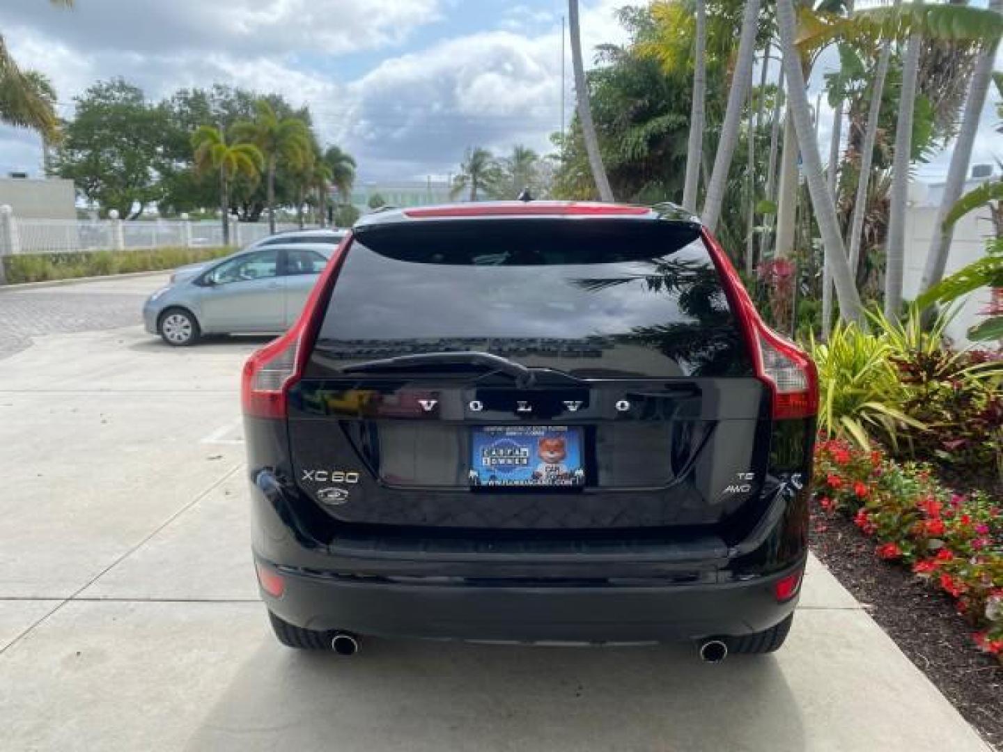 2010 Black Stone /Anthracite Black Volvo XC60 3.0T AWD SUV SUNROOF (YV4992DZXA2) with an 3.0L DOHC 24-Valve Turbocharged I6 Engine engine, Automatic transmission, located at 4701 North Dixie Hwy, Pompano Beach, FL, 33064, (954) 422-2889, 26.240938, -80.123474 - OUR WEBPAGE FLORIDACARS1.COM HAS OVER 100 PHOTOS AND FREE CARFAX LINK 2010 Volvo XC60 T6 4WD 4 Door Wagon/Sport Utility 3.0L I6 F DOHC 24V Gasoline 25 MPG All Wheel Drive Features 4WD/AWD ABS Brakes Air Conditioning Alloy Wheels AM/FM Stereo Automatic Transmission Auxiliary Audio Input Bluetooth Tec- Photo#90