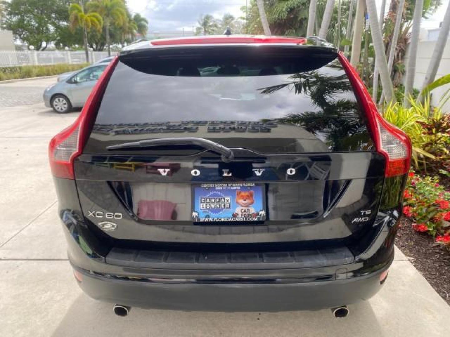 2010 Black Stone /Anthracite Black Volvo XC60 3.0T AWD SUV SUNROOF (YV4992DZXA2) with an 3.0L DOHC 24-Valve Turbocharged I6 Engine engine, Automatic transmission, located at 4701 North Dixie Hwy, Pompano Beach, FL, 33064, (954) 422-2889, 26.240938, -80.123474 - OUR WEBPAGE FLORIDACARS1.COM HAS OVER 100 PHOTOS AND FREE CARFAX LINK 2010 Volvo XC60 T6 4WD 4 Door Wagon/Sport Utility 3.0L I6 F DOHC 24V Gasoline 25 MPG All Wheel Drive Features 4WD/AWD ABS Brakes Air Conditioning Alloy Wheels AM/FM Stereo Automatic Transmission Auxiliary Audio Input Bluetooth Tec- Photo#91