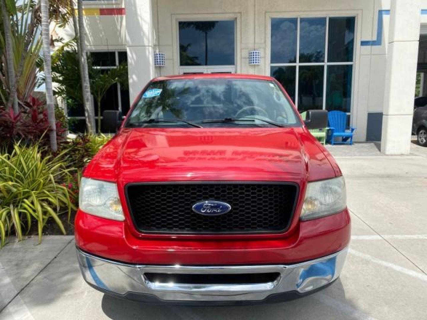 2006 Bright Red /Flint Ford F-150 XLT 4.6 V8 FL LOW MILES 72,936 (1FTRX12W76N) with an 4.6L EFI V8 Engine engine, Automatic transmission, located at 4701 North Dixie Hwy, Pompano Beach, FL, 33064, (954) 422-2889, 26.240938, -80.123474 - OUR WEBPAGE FLORIDACARS1.COM HAS OVER 100 PHOTOS AND FREE CARFAX LINK 2006 Ford F-150 XLT 4 Door Extended Cab Pickup 4.6L V8 F Gasoline 19 MPG Rear Wheel Drive Features ABS Brakes Air Conditioning AM/FM Stereo Automatic Transmission Bed Liner CD Audio Cloth Seats Cruise Control Power Locks Power Mir - Photo#28