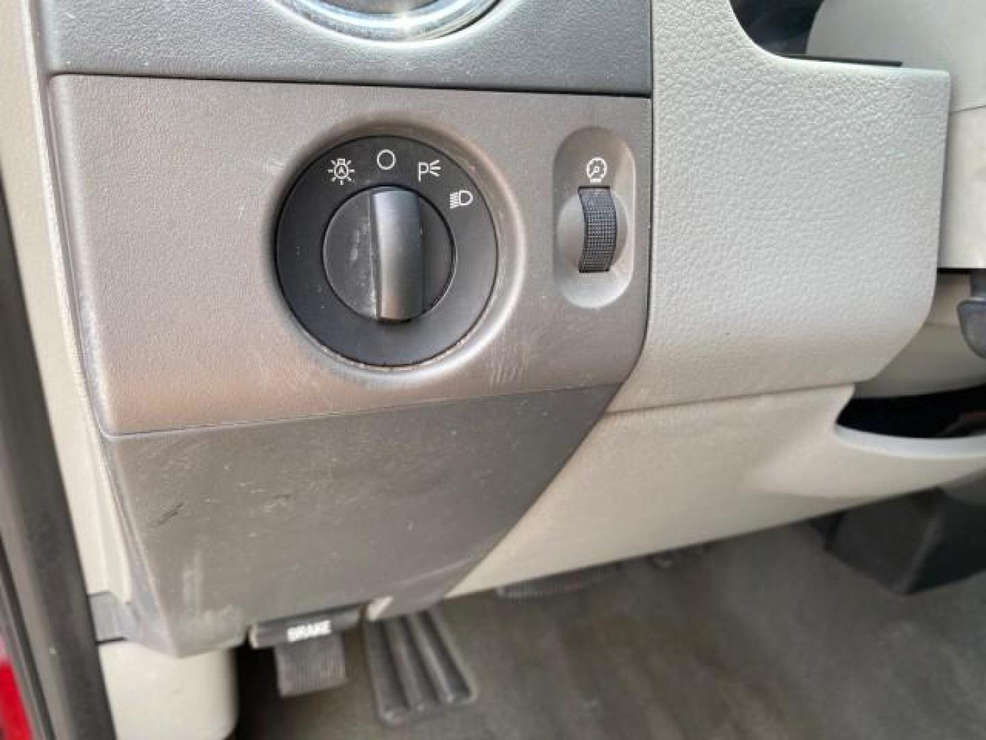 2006 Bright Red /Flint Ford F-150 XLT 4.6 V8 FL LOW MILES 72,936 (1FTRX12W76N) with an 4.6L EFI V8 Engine engine, Automatic transmission, located at 4701 North Dixie Hwy, Pompano Beach, FL, 33064, (954) 422-2889, 26.240938, -80.123474 - OUR WEBPAGE FLORIDACARS1.COM HAS OVER 100 PHOTOS AND FREE CARFAX LINK 2006 Ford F-150 XLT 4 Door Extended Cab Pickup 4.6L V8 F Gasoline 19 MPG Rear Wheel Drive Features ABS Brakes Air Conditioning AM/FM Stereo Automatic Transmission Bed Liner CD Audio Cloth Seats Cruise Control Power Locks Power Mir - Photo#53