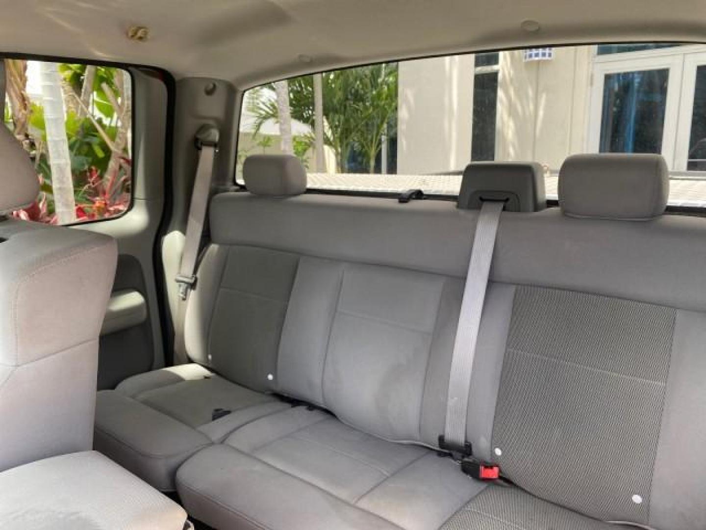 2006 Bright Red /Flint Ford F-150 XLT 4.6 V8 FL LOW MILES 72,936 (1FTRX12W76N) with an 4.6L EFI V8 Engine engine, Automatic transmission, located at 4701 North Dixie Hwy, Pompano Beach, FL, 33064, (954) 422-2889, 26.240938, -80.123474 - OUR WEBPAGE FLORIDACARS1.COM HAS OVER 100 PHOTOS AND FREE CARFAX LINK 2006 Ford F-150 XLT 4 Door Extended Cab Pickup 4.6L V8 F Gasoline 19 MPG Rear Wheel Drive Features ABS Brakes Air Conditioning AM/FM Stereo Automatic Transmission Bed Liner CD Audio Cloth Seats Cruise Control Power Locks Power Mir - Photo#68