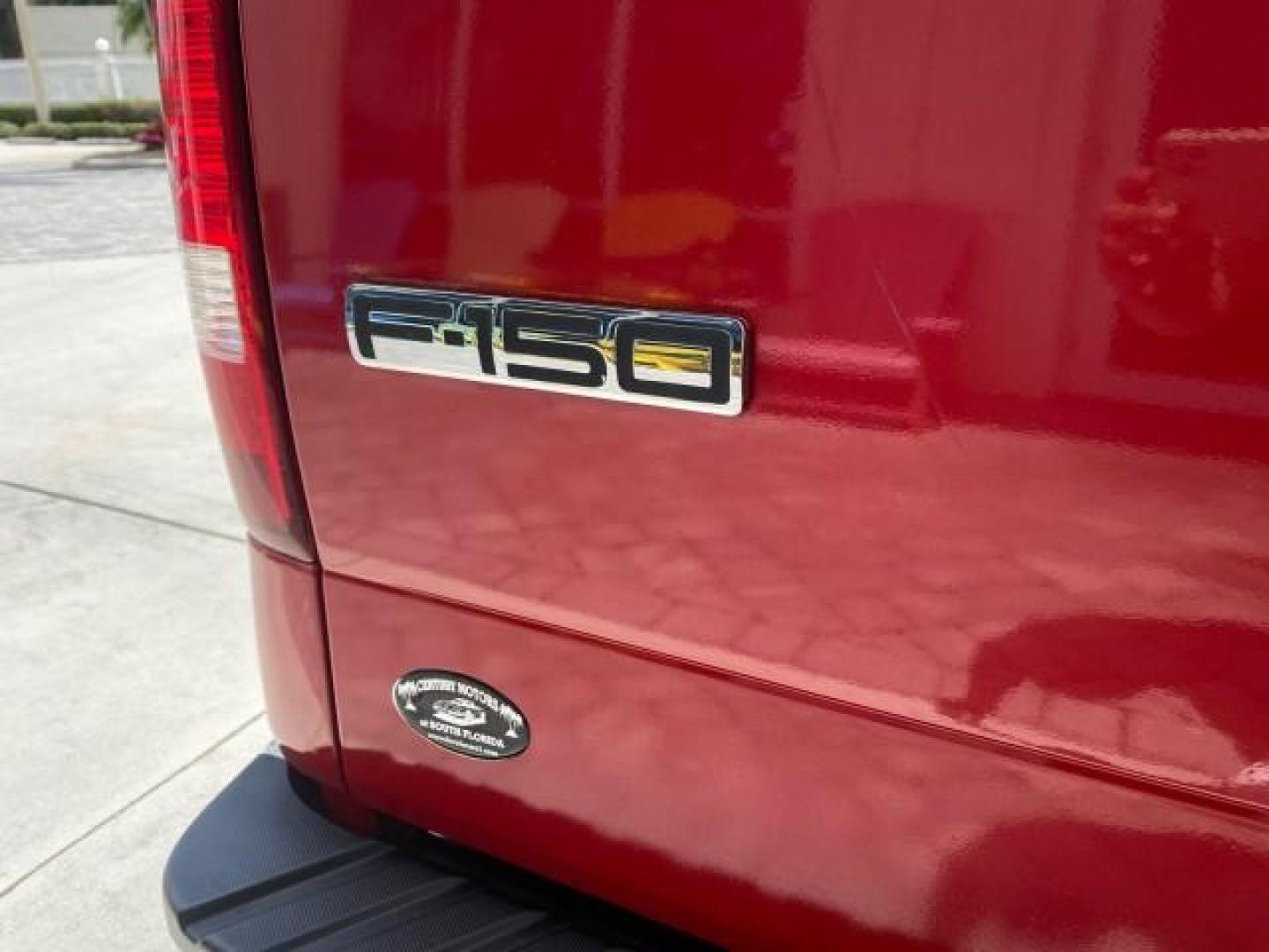 2006 Bright Red /Flint Ford F-150 XLT 4.6 V8 FL LOW MILES 72,936 (1FTRX12W76N) with an 4.6L EFI V8 Engine engine, Automatic transmission, located at 4701 North Dixie Hwy, Pompano Beach, FL, 33064, (954) 422-2889, 26.240938, -80.123474 - OUR WEBPAGE FLORIDACARS1.COM HAS OVER 100 PHOTOS AND FREE CARFAX LINK 2006 Ford F-150 XLT 4 Door Extended Cab Pickup 4.6L V8 F Gasoline 19 MPG Rear Wheel Drive Features ABS Brakes Air Conditioning AM/FM Stereo Automatic Transmission Bed Liner CD Audio Cloth Seats Cruise Control Power Locks Power Mir - Photo#84