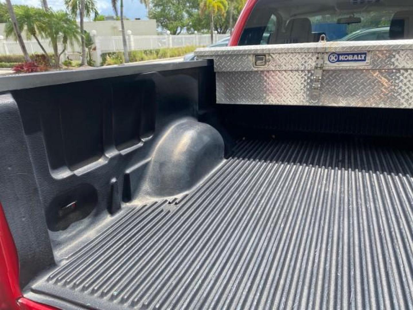2006 Bright Red /Flint Ford F-150 XLT 4.6 V8 FL LOW MILES 72,936 (1FTRX12W76N) with an 4.6L EFI V8 Engine engine, Automatic transmission, located at 4701 North Dixie Hwy, Pompano Beach, FL, 33064, (954) 422-2889, 26.240938, -80.123474 - OUR WEBPAGE FLORIDACARS1.COM HAS OVER 100 PHOTOS AND FREE CARFAX LINK 2006 Ford F-150 XLT 4 Door Extended Cab Pickup 4.6L V8 F Gasoline 19 MPG Rear Wheel Drive Features ABS Brakes Air Conditioning AM/FM Stereo Automatic Transmission Bed Liner CD Audio Cloth Seats Cruise Control Power Locks Power Mir - Photo#89