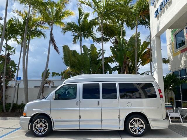 2013 Pure Silver Metallic /Medium Pewter GMC SAVANA HI TOP CONVERSION HANDICAP LIFT LOW MILES 24,857 (1GDS7DC40D1) with an 5.3L Vortec 1000 V8 SFI Flex-Fuel Engine engine, Automatic transmission, located at 4701 North Dixie Hwy, Pompano Beach, FL, 33064, (954) 422-2889, 26.240938, -80.123474 - OUR WEBPAGE FLORIDACARS1.COM HAS OVER 100 PHOTOS AND FREE CARFAX LINK 2013 GMC Savana 1500 MAJESTIC HI TOP CONVERSION VAN LEATHER Van 5.3L V8 F OHV 16V Flex Fuel 17 MPG Rear Wheel Drive Features ABS Brakes Air Conditioning AM/FM Stereo Automatic Transmission CD Audio Convenience Package Cruise Contr - Photo#4