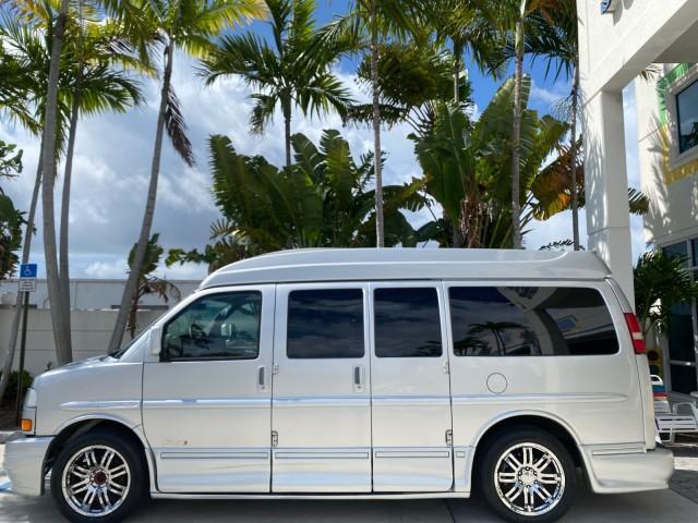 2013 Pure Silver Metallic /Medium Pewter GMC SAVANA HI TOP CONVERSION HANDICAP LIFT LOW MILES 24,857 (1GDS7DC40D1) with an 5.3L Vortec 1000 V8 SFI Flex-Fuel Engine engine, Automatic transmission, located at 4701 North Dixie Hwy, Pompano Beach, FL, 33064, (954) 422-2889, 26.240938, -80.123474 - OUR WEBPAGE FLORIDACARS1.COM HAS OVER 100 PHOTOS AND FREE CARFAX LINK 2013 GMC Savana 1500 MAJESTIC HI TOP CONVERSION VAN LEATHER Van 5.3L V8 F OHV 16V Flex Fuel 17 MPG Rear Wheel Drive Features ABS Brakes Air Conditioning AM/FM Stereo Automatic Transmission CD Audio Convenience Package Cruise Contr - Photo#31