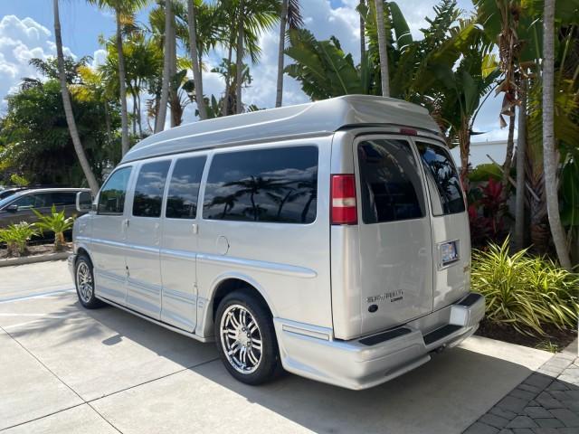 2013 Pure Silver Metallic /Medium Pewter GMC SAVANA HI TOP CONVERSION HANDICAP LIFT LOW MILES 24,857 (1GDS7DC40D1) with an 5.3L Vortec 1000 V8 SFI Flex-Fuel Engine engine, Automatic transmission, located at 4701 North Dixie Hwy, Pompano Beach, FL, 33064, (954) 422-2889, 26.240938, -80.123474 - OUR WEBPAGE FLORIDACARS1.COM HAS OVER 100 PHOTOS AND FREE CARFAX LINK 2013 GMC Savana 1500 MAJESTIC HI TOP CONVERSION VAN LEATHER Van 5.3L V8 F OHV 16V Flex Fuel 17 MPG Rear Wheel Drive Features ABS Brakes Air Conditioning AM/FM Stereo Automatic Transmission CD Audio Convenience Package Cruise Contr - Photo#32