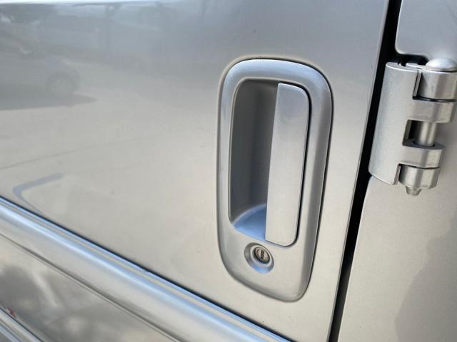 2013 Pure Silver Metallic /Medium Pewter GMC SAVANA HI TOP CONVERSION HANDICAP LIFT LOW MILES 24,857 (1GDS7DC40D1) with an 5.3L Vortec 1000 V8 SFI Flex-Fuel Engine engine, Automatic transmission, located at 4701 North Dixie Hwy, Pompano Beach, FL, 33064, (954) 422-2889, 26.240938, -80.123474 - OUR WEBPAGE FLORIDACARS1.COM HAS OVER 100 PHOTOS AND FREE CARFAX LINK 2013 GMC Savana 1500 MAJESTIC HI TOP CONVERSION VAN LEATHER Van 5.3L V8 F OHV 16V Flex Fuel 17 MPG Rear Wheel Drive Features ABS Brakes Air Conditioning AM/FM Stereo Automatic Transmission CD Audio Convenience Package Cruise Contr - Photo#38