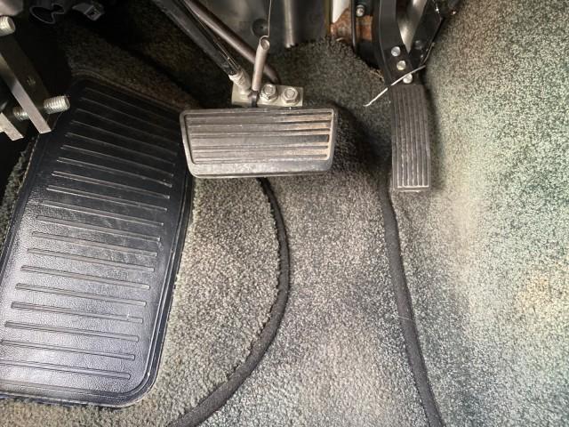 2013 Pure Silver Metallic /Medium Pewter GMC SAVANA HI TOP CONVERSION HANDICAP LIFT LOW MILES 24,857 (1GDS7DC40D1) with an 5.3L Vortec 1000 V8 SFI Flex-Fuel Engine engine, Automatic transmission, located at 4701 North Dixie Hwy, Pompano Beach, FL, 33064, (954) 422-2889, 26.240938, -80.123474 - OUR WEBPAGE FLORIDACARS1.COM HAS OVER 100 PHOTOS AND FREE CARFAX LINK 2013 GMC Savana 1500 MAJESTIC HI TOP CONVERSION VAN LEATHER Van 5.3L V8 F OHV 16V Flex Fuel 17 MPG Rear Wheel Drive Features ABS Brakes Air Conditioning AM/FM Stereo Automatic Transmission CD Audio Convenience Package Cruise Contr - Photo#60
