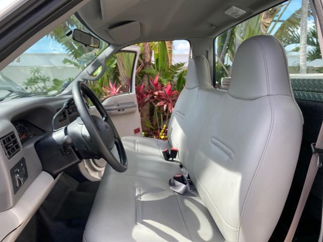 2001 Silver Metallic /Medium Graphite Ford Super Duty F-350 DRW DUALLY XL 1 OWNER LOW MILES 14,269 (1FTWF32SX1E) with an 6.8L SOHC SEFI V10 Engine engine, Automatic transmission, located at 4701 North Dixie Hwy, Pompano Beach, FL, 33064, (954) 422-2889, 26.240938, -80.123474 - OUR WEBPAGE FLORIDACARS1.COM HAS OVER 100 PHOTOS AND FREE CARFAX LINK 2001 Ford F-350 Super Duty Dually XL 1 OWNER Pickup 6.8L V10 F SOHC Gasoline Rear Wheel Drive Features ABS Brakes Air Conditioning AM/FM Stereo Automatic Transmission Cassette Player Dual Rear Wheels Long Bed Tow Hitch Vinyl Seats - Photo#10