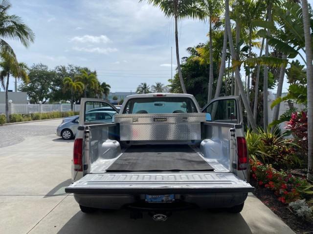 2001 Silver Metallic /Medium Graphite Ford Super Duty F-350 DRW DUALLY XL 1 OWNER LOW MILES 14,269 (1FTWF32SX1E) with an 6.8L SOHC SEFI V10 Engine engine, Automatic transmission, located at 4701 North Dixie Hwy, Pompano Beach, FL, 33064, (954) 422-2889, 26.240938, -80.123474 - OUR WEBPAGE FLORIDACARS1.COM HAS OVER 100 PHOTOS AND FREE CARFAX LINK 2001 Ford F-350 Super Duty Dually XL 1 OWNER Pickup 6.8L V10 F SOHC Gasoline Rear Wheel Drive Features ABS Brakes Air Conditioning AM/FM Stereo Automatic Transmission Cassette Player Dual Rear Wheels Long Bed Tow Hitch Vinyl Seats - Photo#15