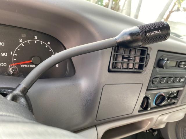2001 Silver Metallic /Medium Graphite Ford Super Duty F-350 DRW DUALLY XL 1 OWNER LOW MILES 14,269 (1FTWF32SX1E) with an 6.8L SOHC SEFI V10 Engine engine, Automatic transmission, located at 4701 North Dixie Hwy, Pompano Beach, FL, 33064, (954) 422-2889, 26.240938, -80.123474 - OUR WEBPAGE FLORIDACARS1.COM HAS OVER 100 PHOTOS AND FREE CARFAX LINK 2001 Ford F-350 Super Duty Dually XL 1 OWNER Pickup 6.8L V10 F SOHC Gasoline Rear Wheel Drive Features ABS Brakes Air Conditioning AM/FM Stereo Automatic Transmission Cassette Player Dual Rear Wheels Long Bed Tow Hitch Vinyl Seats - Photo#52