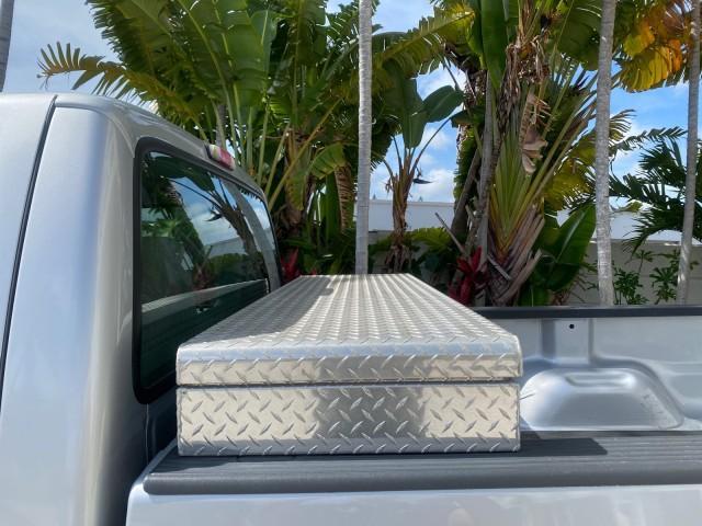 2001 Silver Metallic /Medium Graphite Ford Super Duty F-350 DRW DUALLY XL 1 OWNER LOW MILES 14,269 (1FTWF32SX1E) with an 6.8L SOHC SEFI V10 Engine engine, Automatic transmission, located at 4701 North Dixie Hwy, Pompano Beach, FL, 33064, (954) 422-2889, 26.240938, -80.123474 - OUR WEBPAGE FLORIDACARS1.COM HAS OVER 100 PHOTOS AND FREE CARFAX LINK 2001 Ford F-350 Super Duty Dually XL 1 OWNER Pickup 6.8L V10 F SOHC Gasoline Rear Wheel Drive Features ABS Brakes Air Conditioning AM/FM Stereo Automatic Transmission Cassette Player Dual Rear Wheels Long Bed Tow Hitch Vinyl Seats - Photo#75