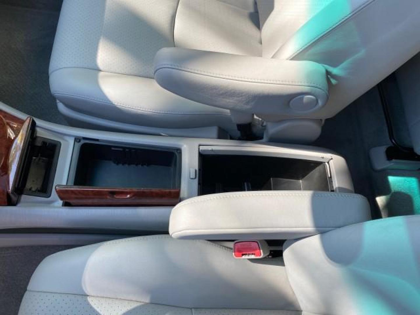 2007 Millenium Silver Metallic /Ash Toyota Highlander Limited 4WD LOW MILES 47,399 1 OWNER (JTEEP21A570) with an 3.3L DOHC SFI 24-Valve VVT-i V6 Engine engine, Automatic transmission, located at 4701 North Dixie Hwy, Pompano Beach, FL, 33064, (954) 422-2889, 26.240938, -80.123474 - OUR WEBPAGE FLORIDACARS1.COM HAS OVER 100 PHOTOS AND FREE CARFAX LINK 2007 Toyota Highlander Limited V6 4WD 4 Door Wagon/Sport Utility 3.3L V6 F DOHC 24V Gasoline 24 MPG All Wheel Drive Features 4WD/AWD ABS Brakes Air Conditioning Alloy Wheels AM/FM Stereo Automatic Transmission Cassette Player CD A - Photo#62