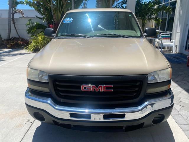2005 Sand Beige Metallic /Neutral GMC Sierra 1500 LOW MILES 83837 AC NO ACCIDENTS (1GTEC14X15Z) with an 4.3L Vortec 4300 V6 MFI Engine engine, Automatic transmission, located at 4701 North Dixie Hwy, Pompano Beach, FL, 33064, (954) 422-2889, 26.240938, -80.123474 - OUR WEBPAGE FLORIDACARS1.COM HAS OVER 100 PHOTOS AND FREE CARFAX LINK 2005 GMC Sierra 1500 Pickup 4.3L V6 F Gasoline 22 MPG Rear Wheel Drive Features ABS Brakes Air Conditioning AM/FM Stereo Automatic Transmission CD Audio Cloth Seats Cruise Control Long Bed 2005 GMC Sierra Regular Cab Work Truck wi - Photo#2