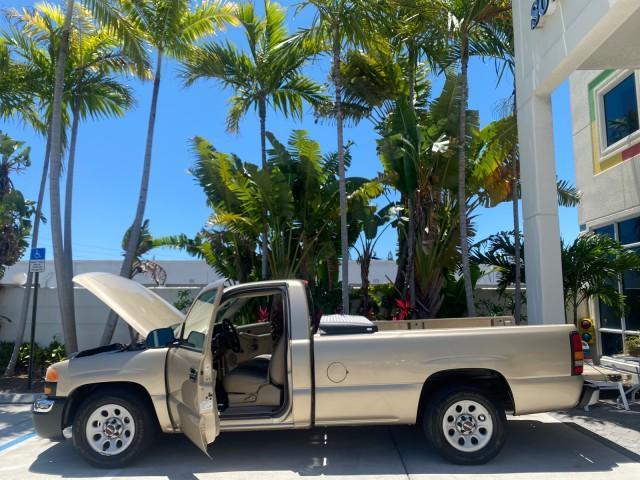 2005 Sand Beige Metallic /Neutral GMC Sierra 1500 LOW MILES 83837 AC NO ACCIDENTS (1GTEC14X15Z) with an 4.3L Vortec 4300 V6 MFI Engine engine, Automatic transmission, located at 4701 North Dixie Hwy, Pompano Beach, FL, 33064, (954) 422-2889, 26.240938, -80.123474 - OUR WEBPAGE FLORIDACARS1.COM HAS OVER 100 PHOTOS AND FREE CARFAX LINK 2005 GMC Sierra 1500 Pickup 4.3L V6 F Gasoline 22 MPG Rear Wheel Drive Features ABS Brakes Air Conditioning AM/FM Stereo Automatic Transmission CD Audio Cloth Seats Cruise Control Long Bed 2005 GMC Sierra Regular Cab Work Truck wi - Photo#8