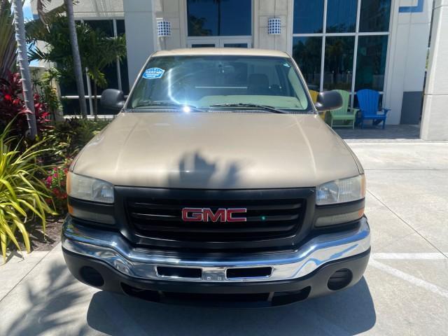 2005 Sand Beige Metallic /Neutral GMC Sierra 1500 LOW MILES 83837 AC NO ACCIDENTS (1GTEC14X15Z) with an 4.3L Vortec 4300 V6 MFI Engine engine, Automatic transmission, located at 4701 North Dixie Hwy, Pompano Beach, FL, 33064, (954) 422-2889, 26.240938, -80.123474 - OUR WEBPAGE FLORIDACARS1.COM HAS OVER 100 PHOTOS AND FREE CARFAX LINK 2005 GMC Sierra 1500 Pickup 4.3L V6 F Gasoline 22 MPG Rear Wheel Drive Features ABS Brakes Air Conditioning AM/FM Stereo Automatic Transmission CD Audio Cloth Seats Cruise Control Long Bed 2005 GMC Sierra Regular Cab Work Truck wi - Photo#27
