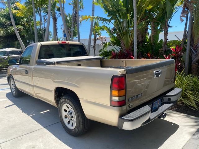 2005 Sand Beige Metallic /Neutral GMC Sierra 1500 LOW MILES 83837 AC NO ACCIDENTS (1GTEC14X15Z) with an 4.3L Vortec 4300 V6 MFI Engine engine, Automatic transmission, located at 4701 North Dixie Hwy, Pompano Beach, FL, 33064, (954) 422-2889, 26.240938, -80.123474 - OUR WEBPAGE FLORIDACARS1.COM HAS OVER 100 PHOTOS AND FREE CARFAX LINK 2005 GMC Sierra 1500 Pickup 4.3L V6 F Gasoline 22 MPG Rear Wheel Drive Features ABS Brakes Air Conditioning AM/FM Stereo Automatic Transmission CD Audio Cloth Seats Cruise Control Long Bed 2005 GMC Sierra Regular Cab Work Truck wi - Photo#33