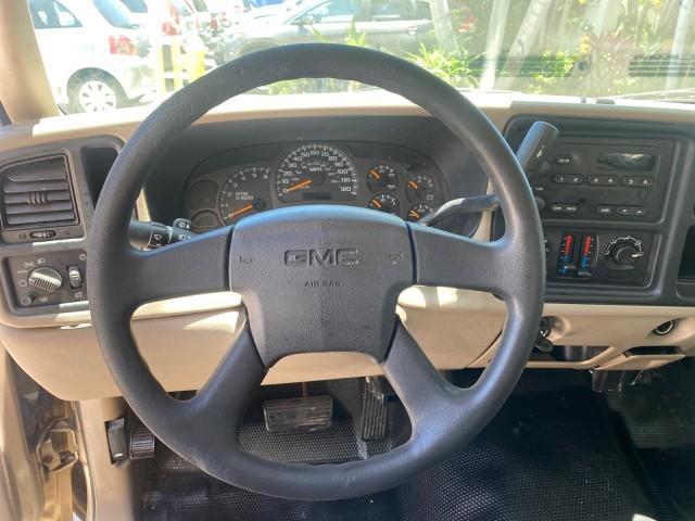 2005 Sand Beige Metallic /Neutral GMC Sierra 1500 LOW MILES 83837 AC NO ACCIDENTS (1GTEC14X15Z) with an 4.3L Vortec 4300 V6 MFI Engine engine, Automatic transmission, located at 4701 North Dixie Hwy, Pompano Beach, FL, 33064, (954) 422-2889, 26.240938, -80.123474 - OUR WEBPAGE FLORIDACARS1.COM HAS OVER 100 PHOTOS AND FREE CARFAX LINK 2005 GMC Sierra 1500 Pickup 4.3L V6 F Gasoline 22 MPG Rear Wheel Drive Features ABS Brakes Air Conditioning AM/FM Stereo Automatic Transmission CD Audio Cloth Seats Cruise Control Long Bed 2005 GMC Sierra Regular Cab Work Truck wi - Photo#50