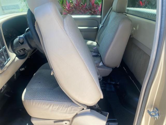 2005 Sand Beige Metallic /Neutral GMC Sierra 1500 LOW MILES 83837 AC NO ACCIDENTS (1GTEC14X15Z) with an 4.3L Vortec 4300 V6 MFI Engine engine, Automatic transmission, located at 4701 North Dixie Hwy, Pompano Beach, FL, 33064, (954) 422-2889, 26.240938, -80.123474 - OUR WEBPAGE FLORIDACARS1.COM HAS OVER 100 PHOTOS AND FREE CARFAX LINK 2005 GMC Sierra 1500 Pickup 4.3L V6 F Gasoline 22 MPG Rear Wheel Drive Features ABS Brakes Air Conditioning AM/FM Stereo Automatic Transmission CD Audio Cloth Seats Cruise Control Long Bed 2005 GMC Sierra Regular Cab Work Truck wi - Photo#64