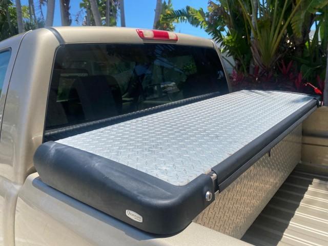 2005 Sand Beige Metallic /Neutral GMC Sierra 1500 LOW MILES 83837 AC NO ACCIDENTS (1GTEC14X15Z) with an 4.3L Vortec 4300 V6 MFI Engine engine, Automatic transmission, located at 4701 North Dixie Hwy, Pompano Beach, FL, 33064, (954) 422-2889, 26.240938, -80.123474 - OUR WEBPAGE FLORIDACARS1.COM HAS OVER 100 PHOTOS AND FREE CARFAX LINK 2005 GMC Sierra 1500 Pickup 4.3L V6 F Gasoline 22 MPG Rear Wheel Drive Features ABS Brakes Air Conditioning AM/FM Stereo Automatic Transmission CD Audio Cloth Seats Cruise Control Long Bed 2005 GMC Sierra Regular Cab Work Truck wi - Photo#71