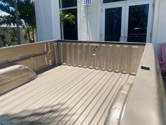2005 Sand Beige Metallic /Neutral GMC Sierra 1500 LOW MILES 83837 AC NO ACCIDENTS (1GTEC14X15Z) with an 4.3L Vortec 4300 V6 MFI Engine engine, Automatic transmission, located at 4701 North Dixie Hwy, Pompano Beach, FL, 33064, (954) 422-2889, 26.240938, -80.123474 - OUR WEBPAGE FLORIDACARS1.COM HAS OVER 100 PHOTOS AND FREE CARFAX LINK 2005 GMC Sierra 1500 Pickup 4.3L V6 F Gasoline 22 MPG Rear Wheel Drive Features ABS Brakes Air Conditioning AM/FM Stereo Automatic Transmission CD Audio Cloth Seats Cruise Control Long Bed 2005 GMC Sierra Regular Cab Work Truck wi - Photo#74