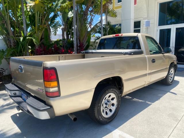 2005 Sand Beige Metallic /Neutral GMC Sierra 1500 LOW MILES 83837 AC NO ACCIDENTS (1GTEC14X15Z) with an 4.3L Vortec 4300 V6 MFI Engine engine, Automatic transmission, located at 4701 North Dixie Hwy, Pompano Beach, FL, 33064, (954) 422-2889, 26.240938, -80.123474 - OUR WEBPAGE FLORIDACARS1.COM HAS OVER 100 PHOTOS AND FREE CARFAX LINK 2005 GMC Sierra 1500 Pickup 4.3L V6 F Gasoline 22 MPG Rear Wheel Drive Features ABS Brakes Air Conditioning AM/FM Stereo Automatic Transmission CD Audio Cloth Seats Cruise Control Long Bed 2005 GMC Sierra Regular Cab Work Truck wi - Photo#98