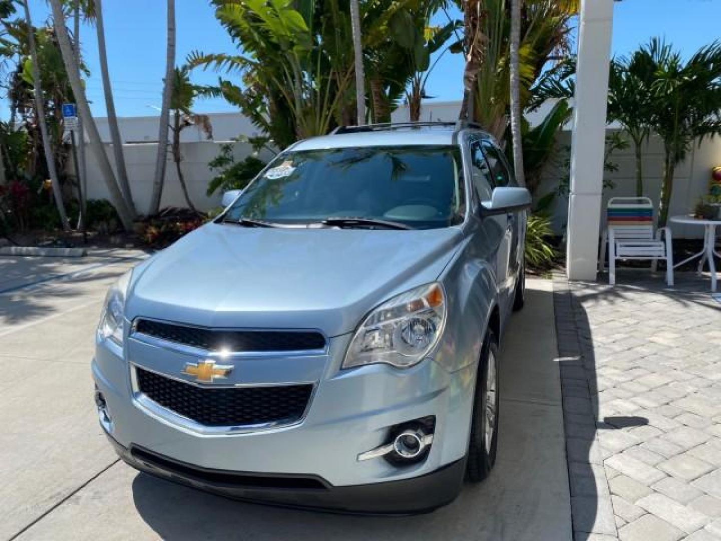 2014 Silver Topaz Metallic /Light Titanium/Jet Black Chevrolet Equinox SUV LT 1 OWNER LOW MILES 28,707 (2GNALCEK2E6) with an 2.4L DOHC 4-Cyl SIDI Spark Ignition DI Engine engine, Automatic transmission, located at 4701 North Dixie Hwy, Pompano Beach, FL, 33064, (954) 422-2889, 26.240938, -80.123474 - OUR WEBPAGE FLORIDACARS1.COM HAS OVER 100 PHOTOS AND FREE CARFAX LINK 2014 Chevrolet Equinox LT 1 OWNER 4 Door Wagon/Sport Utility 2.4L I4 F DOHC 16V Flex Fuel 32 MPG Front Wheel Drive Features ABS Brakes Air Conditioning Alloy Wheels AM/FM Stereo Automatic Transmission Auxiliary Audio Input Bluetoo- Photo#3