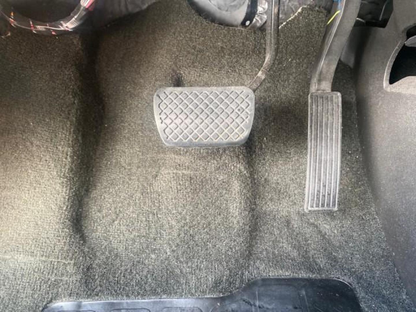 2014 Silver Topaz Metallic /Light Titanium/Jet Black Chevrolet Equinox SUV LT 1 OWNER LOW MILES 28,707 (2GNALCEK2E6) with an 2.4L DOHC 4-Cyl SIDI Spark Ignition DI Engine engine, Automatic transmission, located at 4701 North Dixie Hwy, Pompano Beach, FL, 33064, (954) 422-2889, 26.240938, -80.123474 - OUR WEBPAGE FLORIDACARS1.COM HAS OVER 100 PHOTOS AND FREE CARFAX LINK 2014 Chevrolet Equinox LT 1 OWNER 4 Door Wagon/Sport Utility 2.4L I4 F DOHC 16V Flex Fuel 32 MPG Front Wheel Drive Features ABS Brakes Air Conditioning Alloy Wheels AM/FM Stereo Automatic Transmission Auxiliary Audio Input Bluetoo- Photo#54