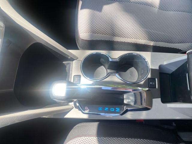 2014 Silver Topaz Metallic /Light Titanium/Jet Black Chevrolet Equinox SUV LT 1 OWNER LOW MILES 28,707 (2GNALCEK2E6) with an 2.4L DOHC 4-Cyl SIDI Spark Ignition DI Engine engine, Automatic transmission, located at 4701 North Dixie Hwy, Pompano Beach, FL, 33064, (954) 422-2889, 26.240938, -80.123474 - OUR WEBPAGE FLORIDACARS1.COM HAS OVER 100 PHOTOS AND FREE CARFAX LINK 2014 Chevrolet Equinox LT 1 OWNER 4 Door Wagon/Sport Utility 2.4L I4 F DOHC 16V Flex Fuel 32 MPG Front Wheel Drive Features ABS Brakes Air Conditioning Alloy Wheels AM/FM Stereo Automatic Transmission Auxiliary Audio Input Bluetoo - Photo#59